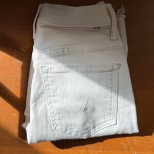 Mother The Insider Crop Step Fray ‘cream puff’ jeans (26)